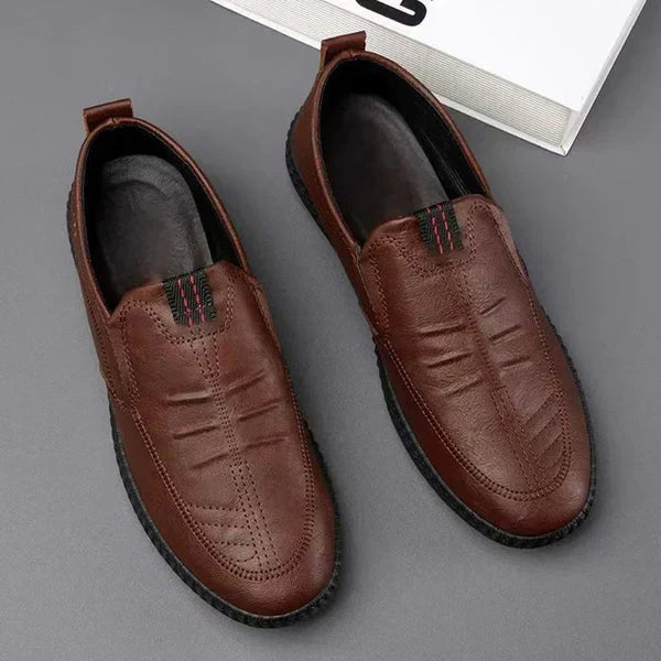 Privazz – Men’s Leather Slip-On Moccasins